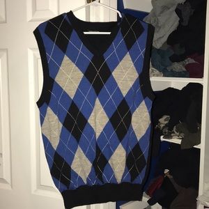 Express knit argyle sweeter vest